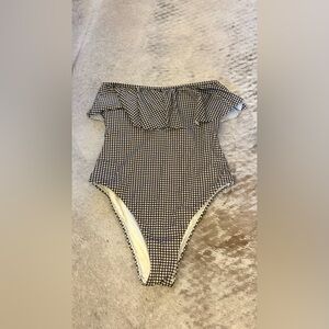 La Hearts Black and White Gingham One piece Size small